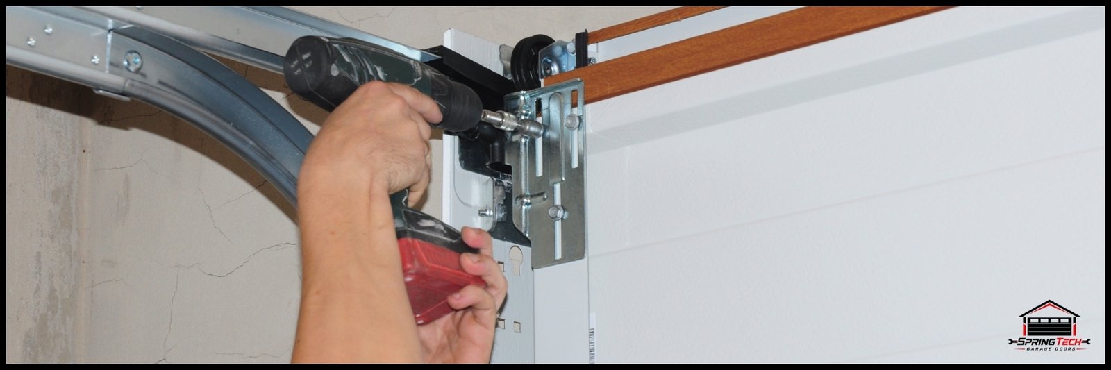 Benefits of Regular Garage Door Tune-Ups