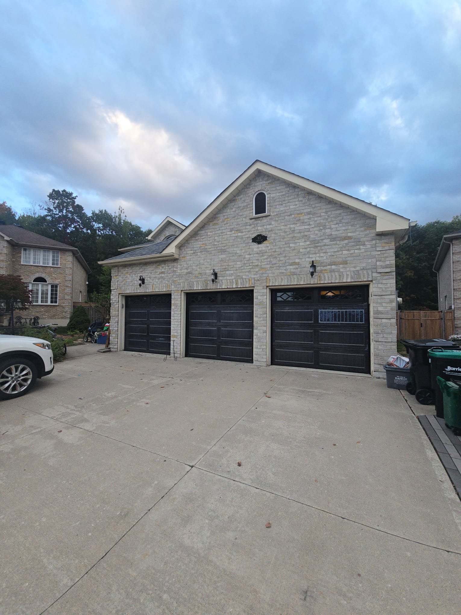 Garage Door Replacement in Barrie